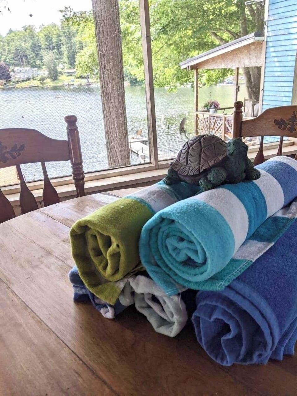 Beach towels are here for you to use to enjoy the lake.