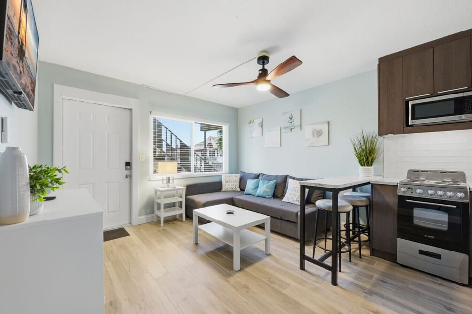 Living Room/ Kitchen