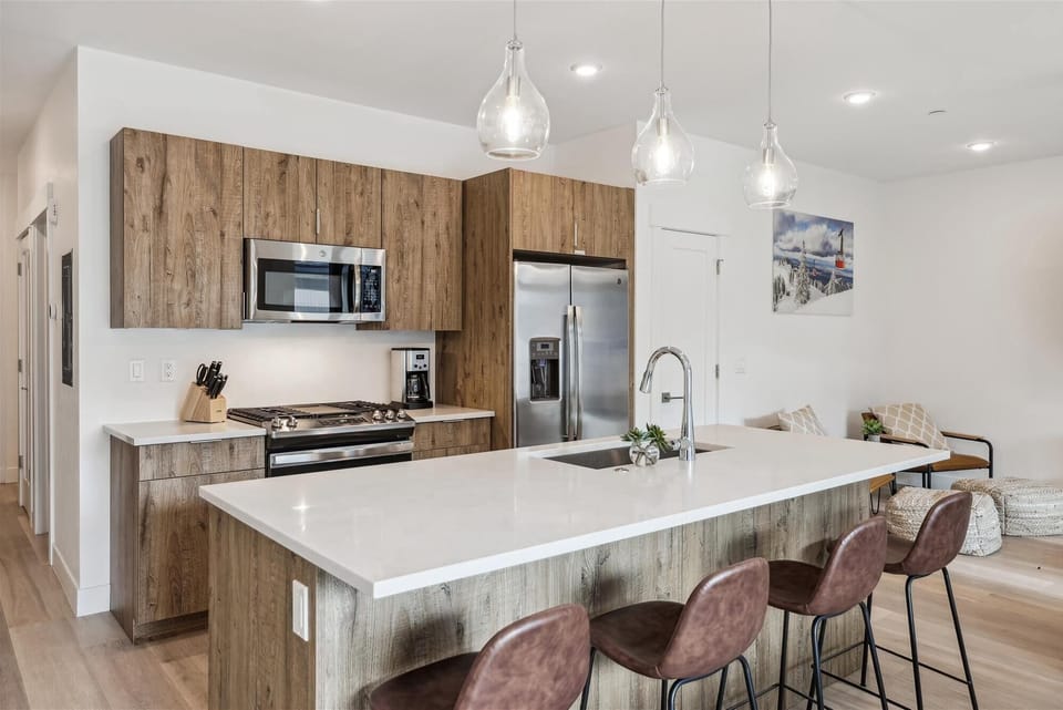 Kitchen - River West 522 - Silverthorne Vacation Rental