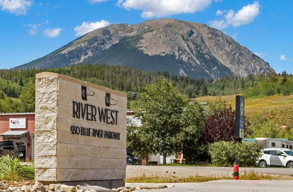 Exterior - River West 522 - Silverthorne Vacation Rental