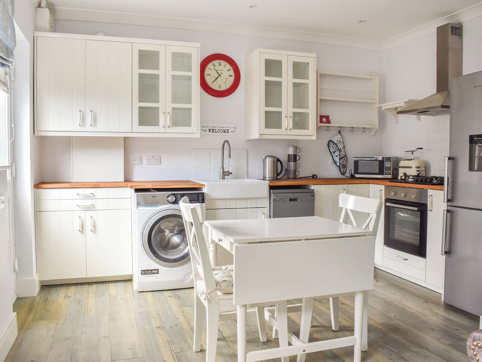 Kitchen/diner | Puffin Cottage, Amble