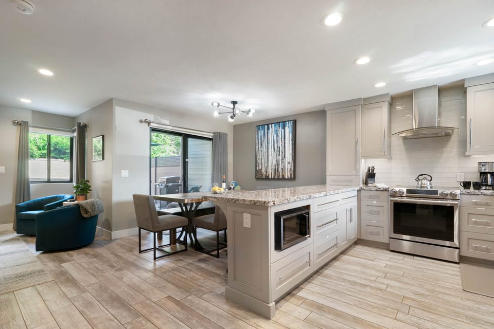 Kitchen, Dining, with view to back patio