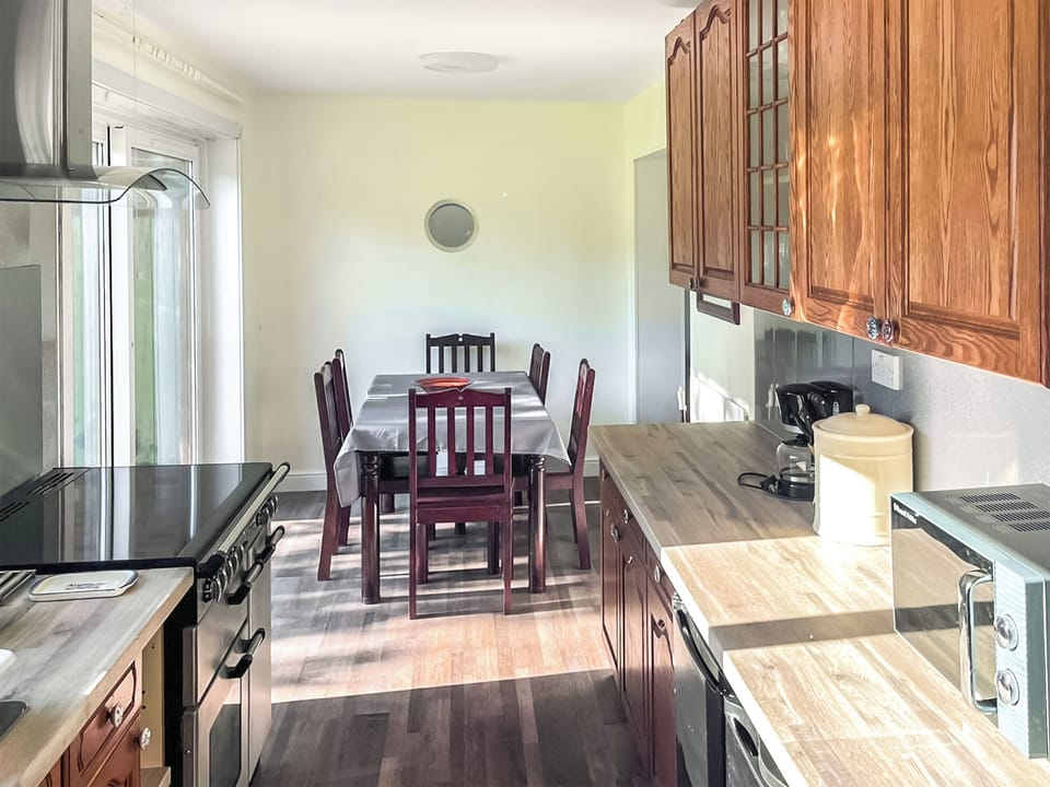 Kitchen/diner | Pillango, Cowes