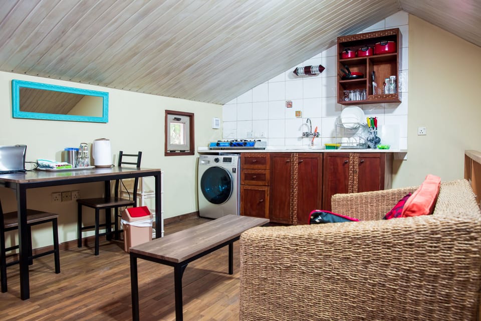 Deluxe Room | In-room safe, desk, soundproofing, WiFi (free)