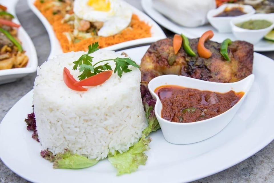 2 restaurants; breakfast, lunch, and dinner served