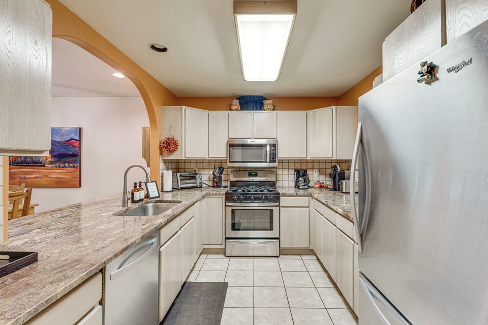 Kitchen | Drip & Keurig Coffee Makers | Dishwasher | Toaster Oven | 1st Floor