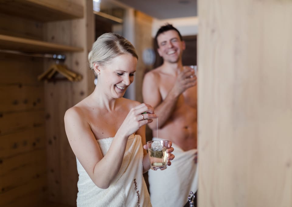 Sauna, steam room, reflexology, massage/treatment rooms
