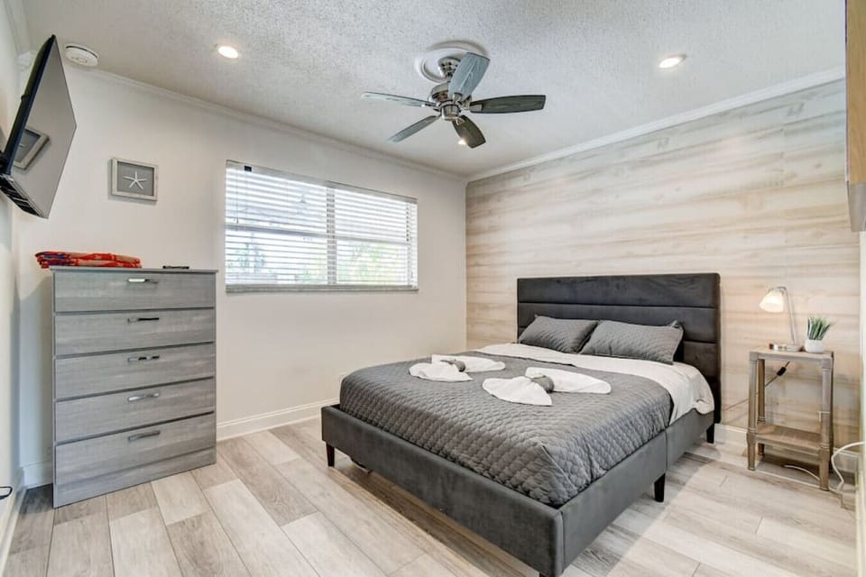 Create your own bedtime story in this cozy and inviting space.