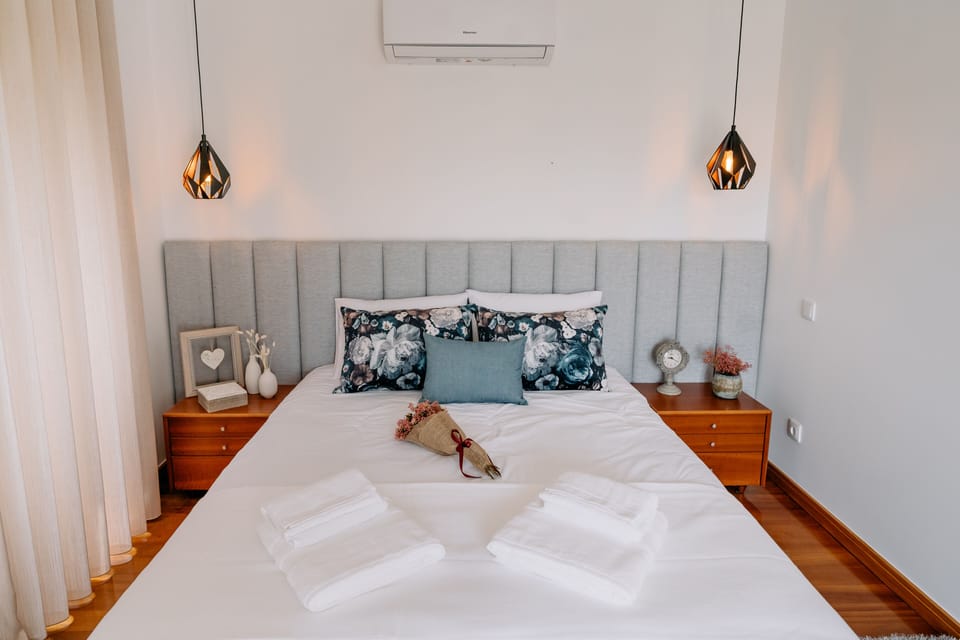 Deluxe Single Room | Individually decorated, individually furnished, free WiFi, bed sheets