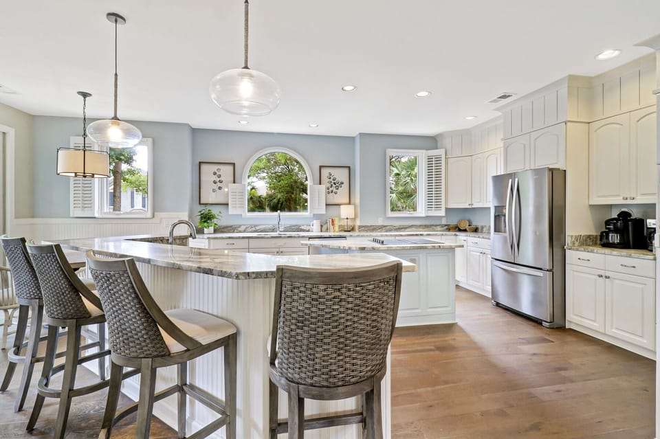 4 Ketch - Kitchen (2nd Floor)