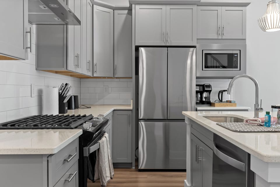 A stocked kitchen ready for your stay. 