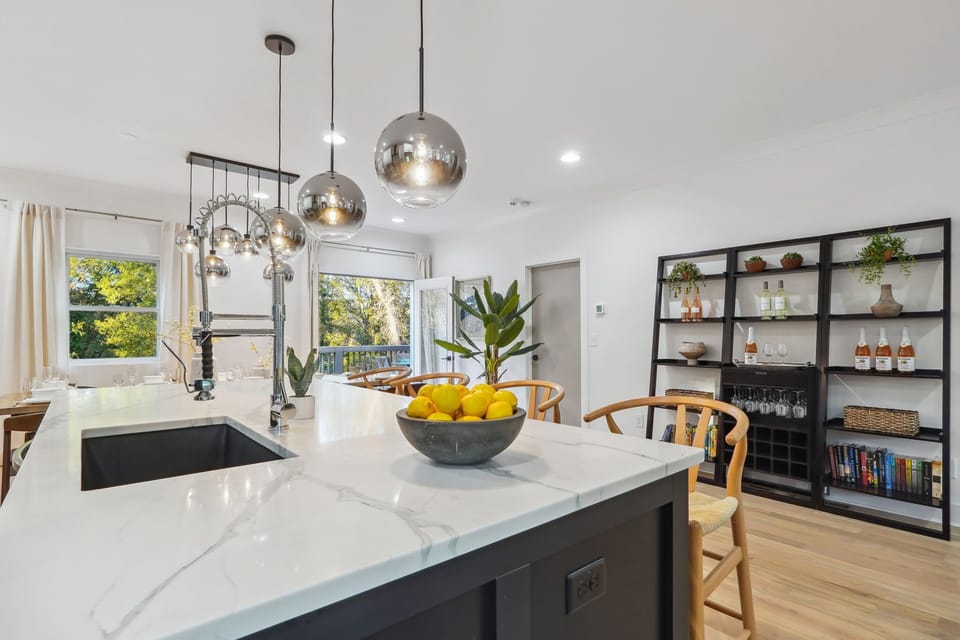 Culinary bonding hub: create unforgettable moments as a family around our expansive kitchen island, where cooking together becomes a joyful tradition.