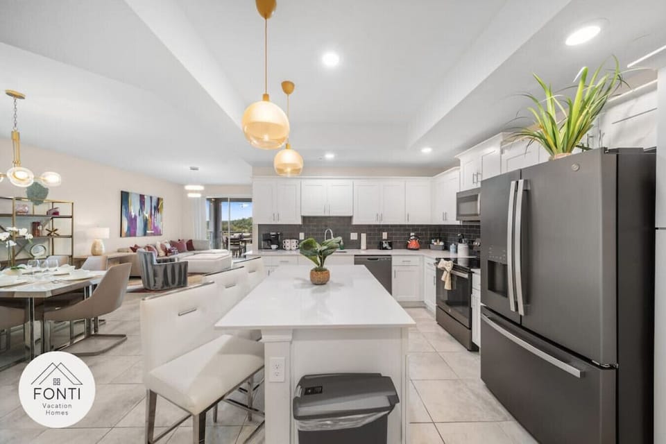Fully Equipped Kitchen!#Disney #Parks #kingdom #springs #StoreyLake #resort #Apartment #Vacation #Rental #waterpark #Kissimmee #Orlando #universal #citywalk