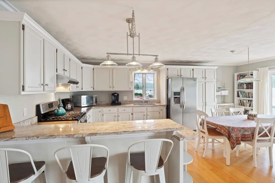 We have a fully-equipped kitchen ready for you to cook up meals for your loved ones