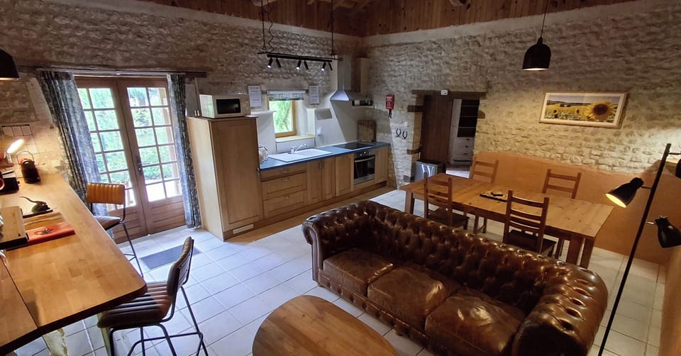 The Stables lounge diner kitchen