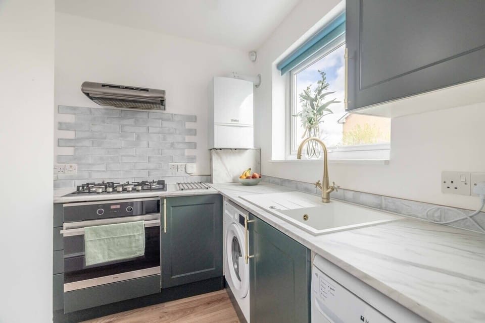 Kitchen 2