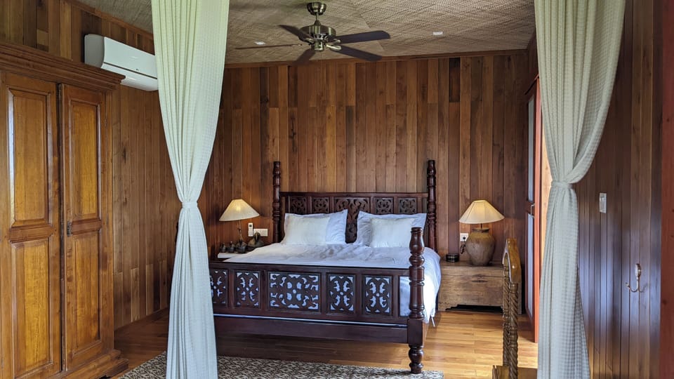 Premium bedding, pillowtop beds, minibar, in-room safe