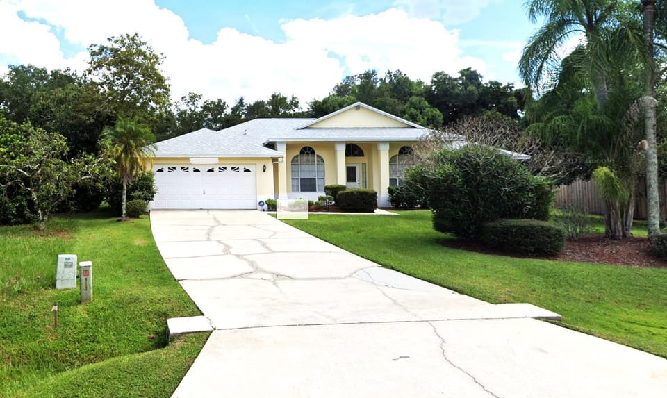 Villa | Exterior