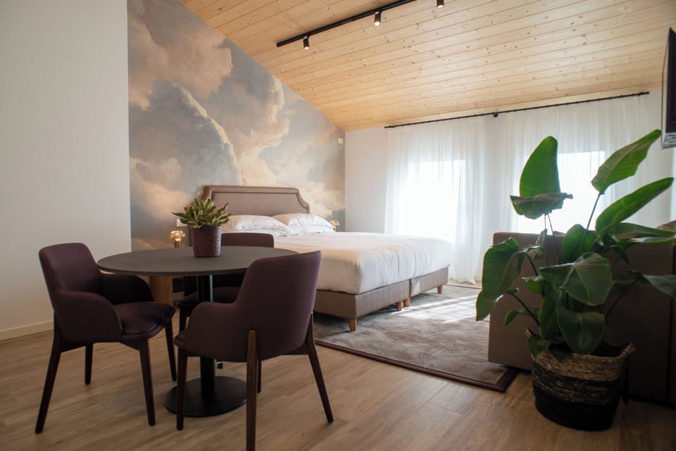 Studio | Frette Italian sheets, premium bedding, memory foam beds, in-room safe