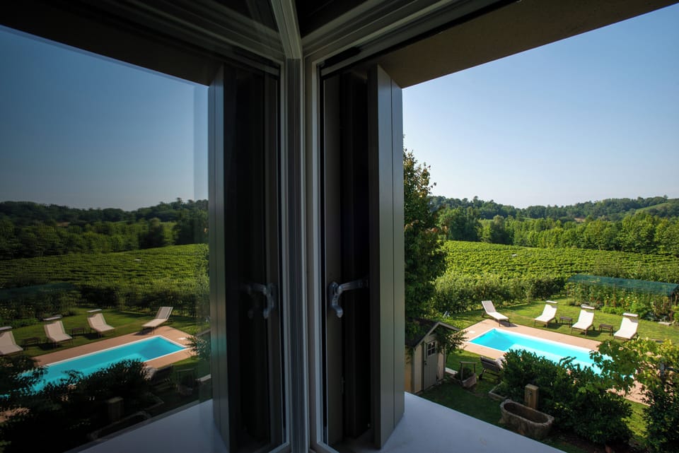 Seasonal outdoor pool, sun loungers