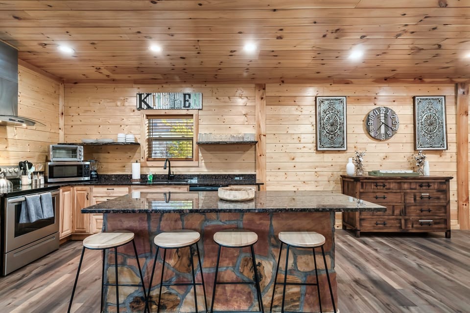 The kitchen setup to make your getaway easy!