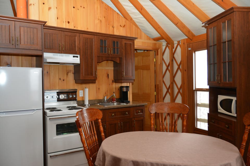 Deluxe Tree House | Living area | Flat-screen TV, foosball, table tennis