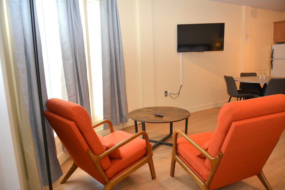 Comfort Studio Suite, 2 Queen Beds | Blackout drapes, iron/ironing board (on request), WiFi (free)