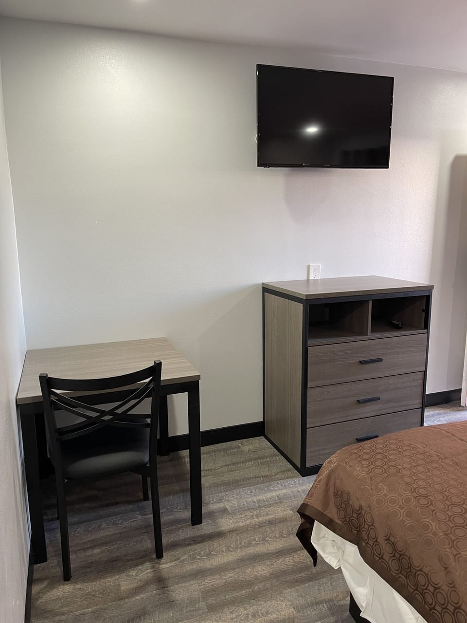Comfort Single Room | WiFi (free)