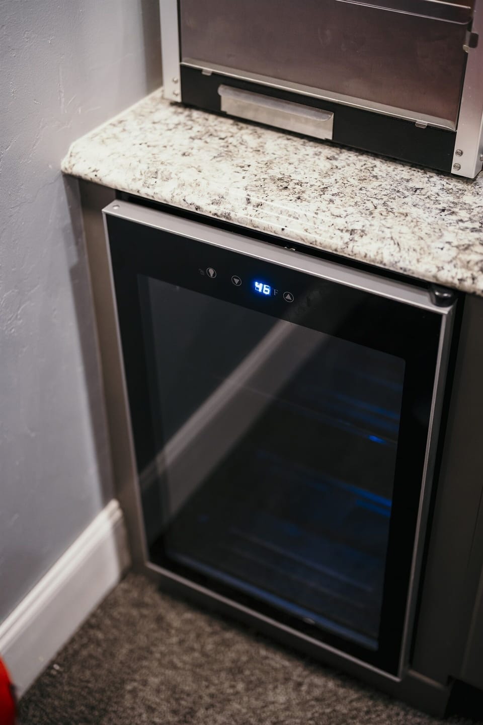 Theater room bar with wine cooler, bev cooler, popcorn machine, stereo & pizza pizzaz!