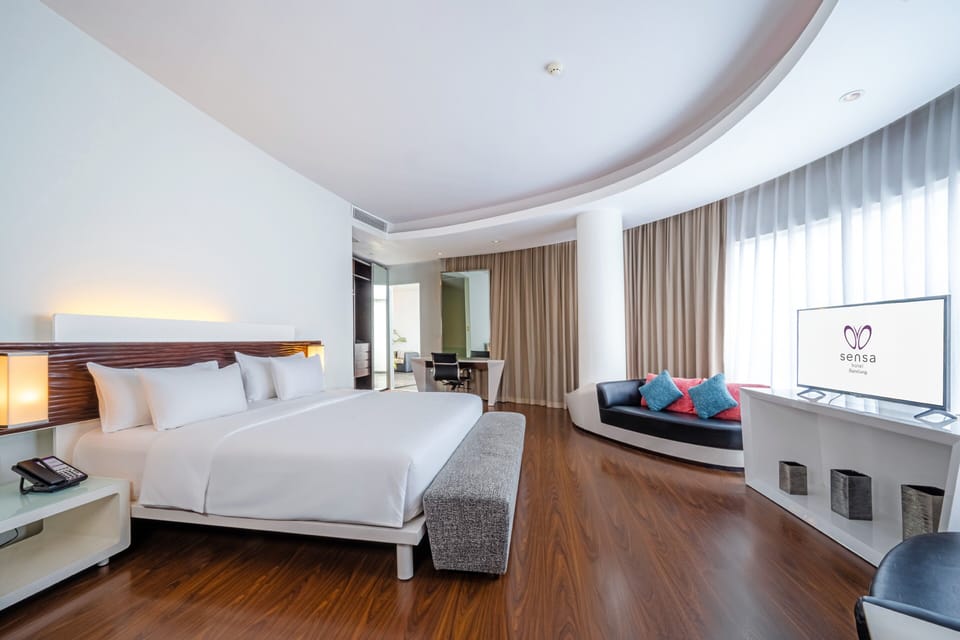 Sensa Suite | Balcony view
