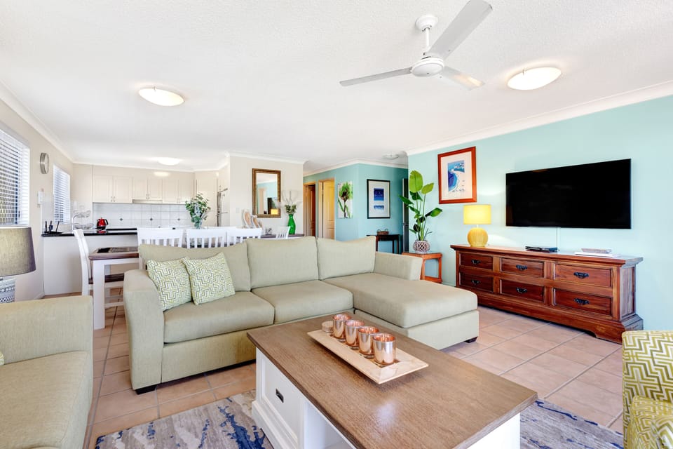 Family Apartment | Living area | Flat-screen TV