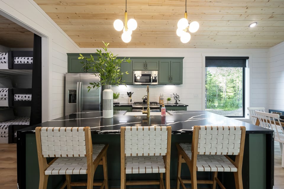 Plenty of space in the kitchen