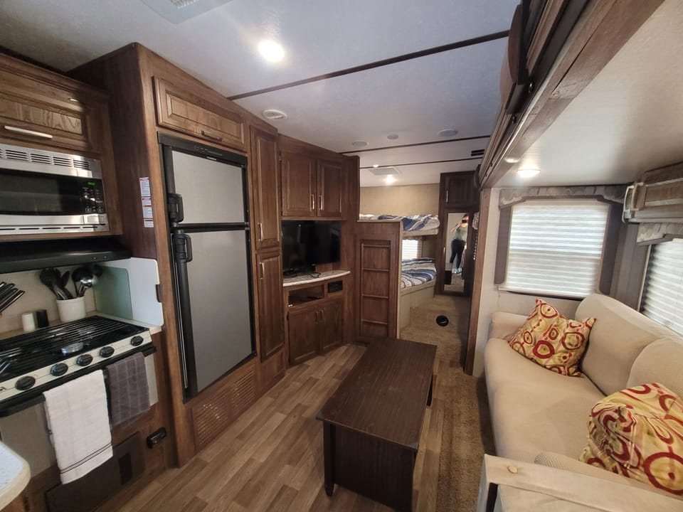  Full Kitchen