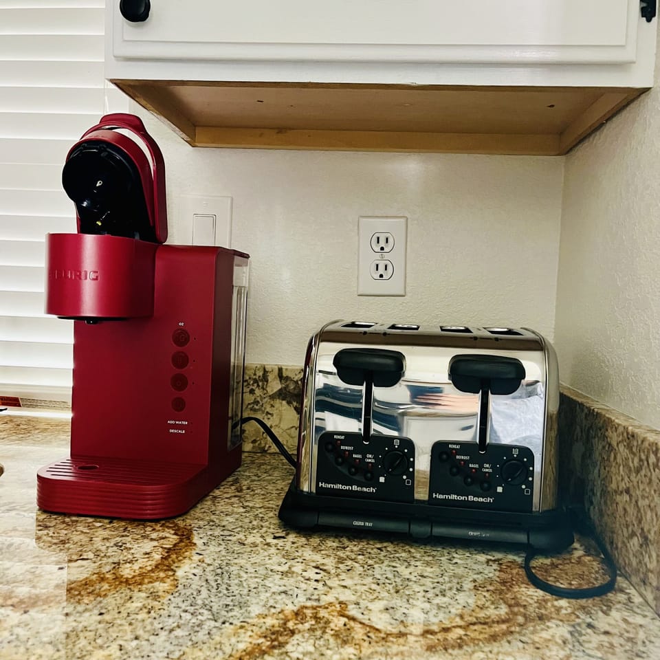  K-pod coffee maker and even a blender if you're in the mood for a smoothie. 