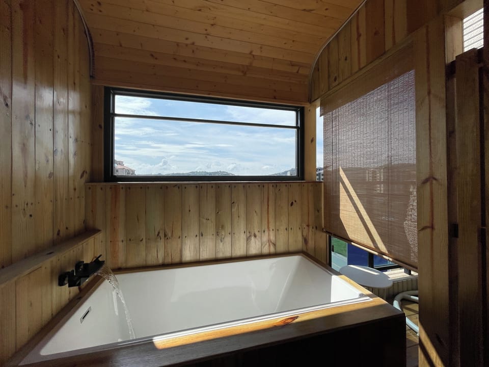 Honeymoon Double Room | Bathroom | Separate tub and shower, hydromassage showerhead, free toiletries