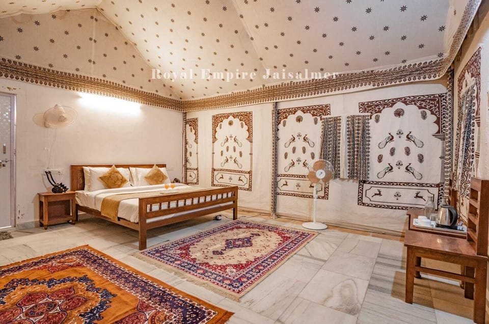 Luxury Tent | Premium bedding, desk, soundproofing, bed sheets