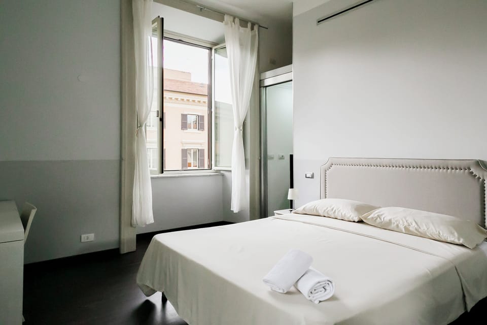 Panoramic Room | 1 bedroom, in-room safe, desk, laptop workspace