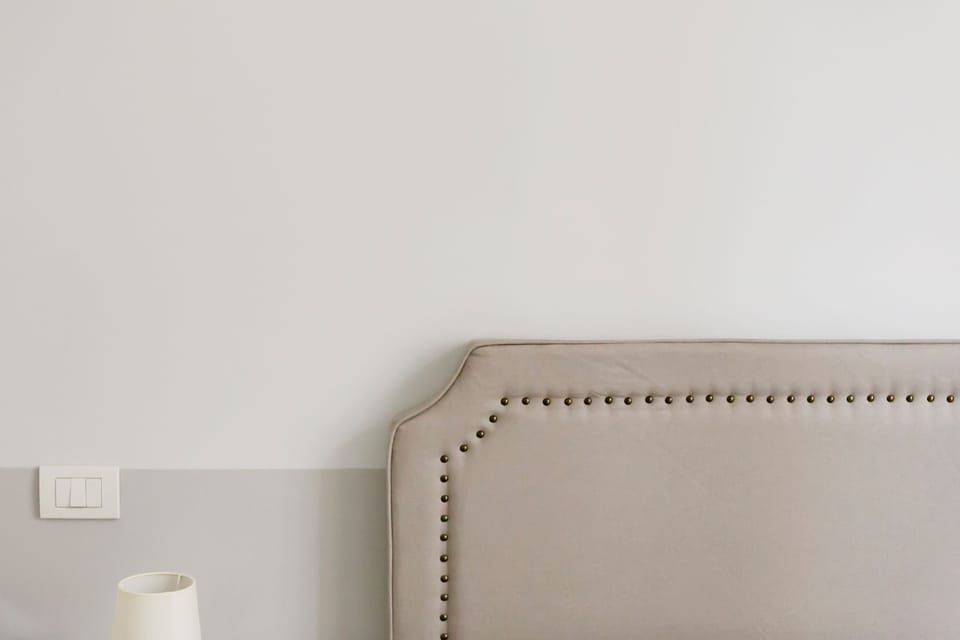 Standard Room | 1 bedroom, in-room safe, desk, laptop workspace