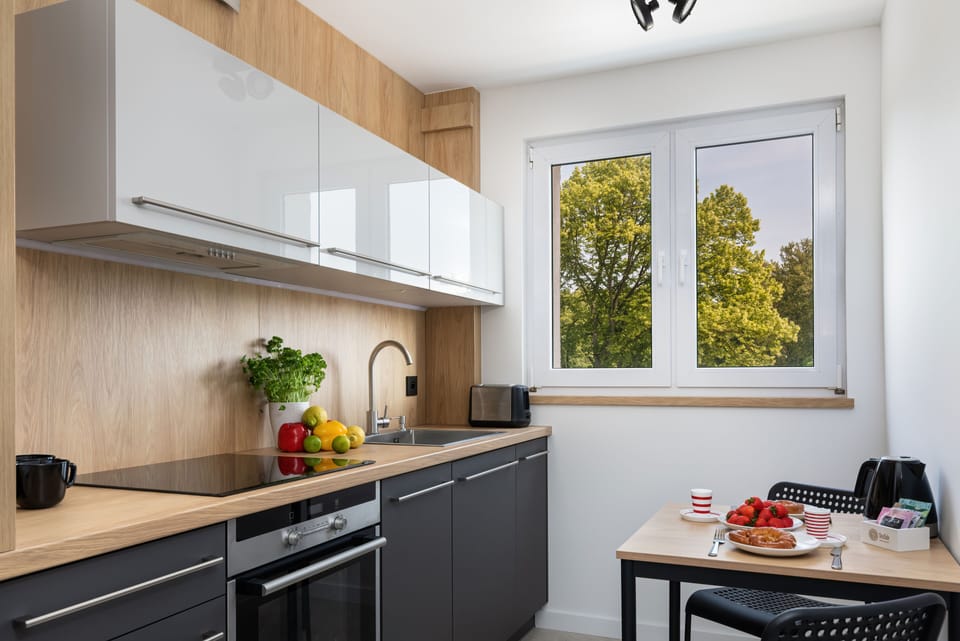 Superior Apartment | Private kitchen | Fridge, stovetop, dishwasher, coffee/tea maker