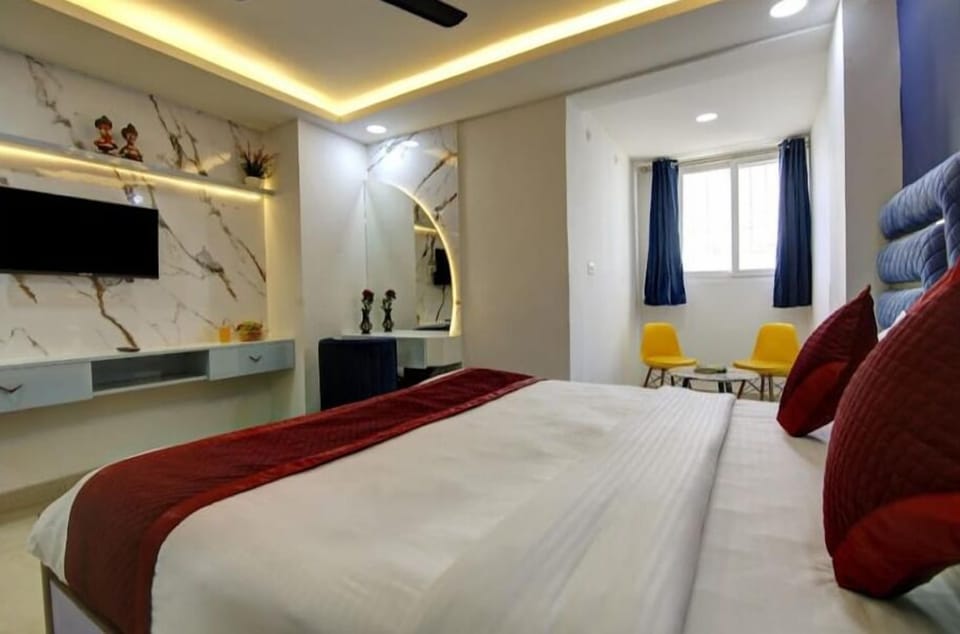 1 bedroom, free wired internet
