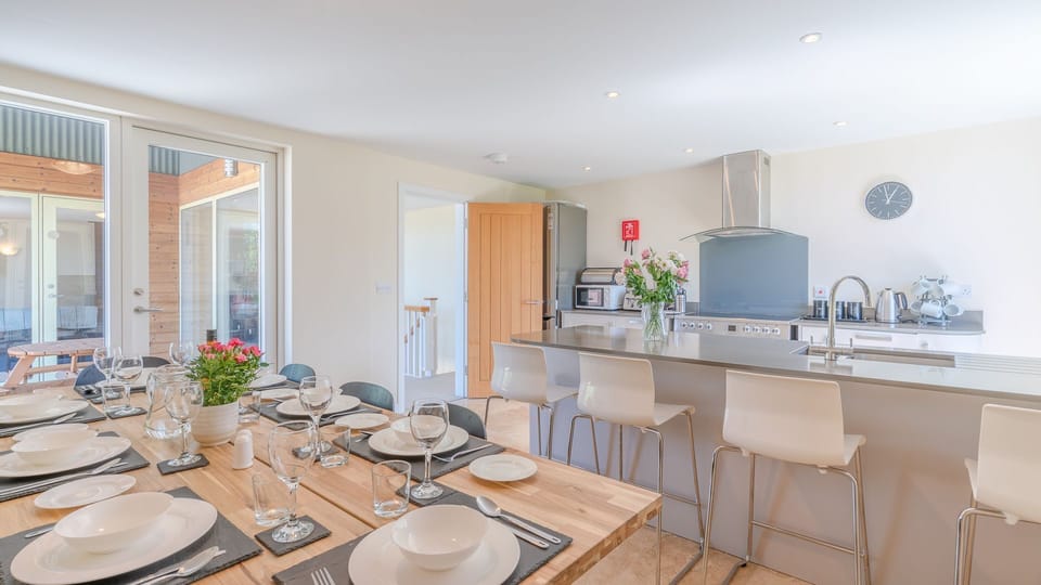 Kitchen/Diner, The Dutchy (Hill View), Bolthole Retreats