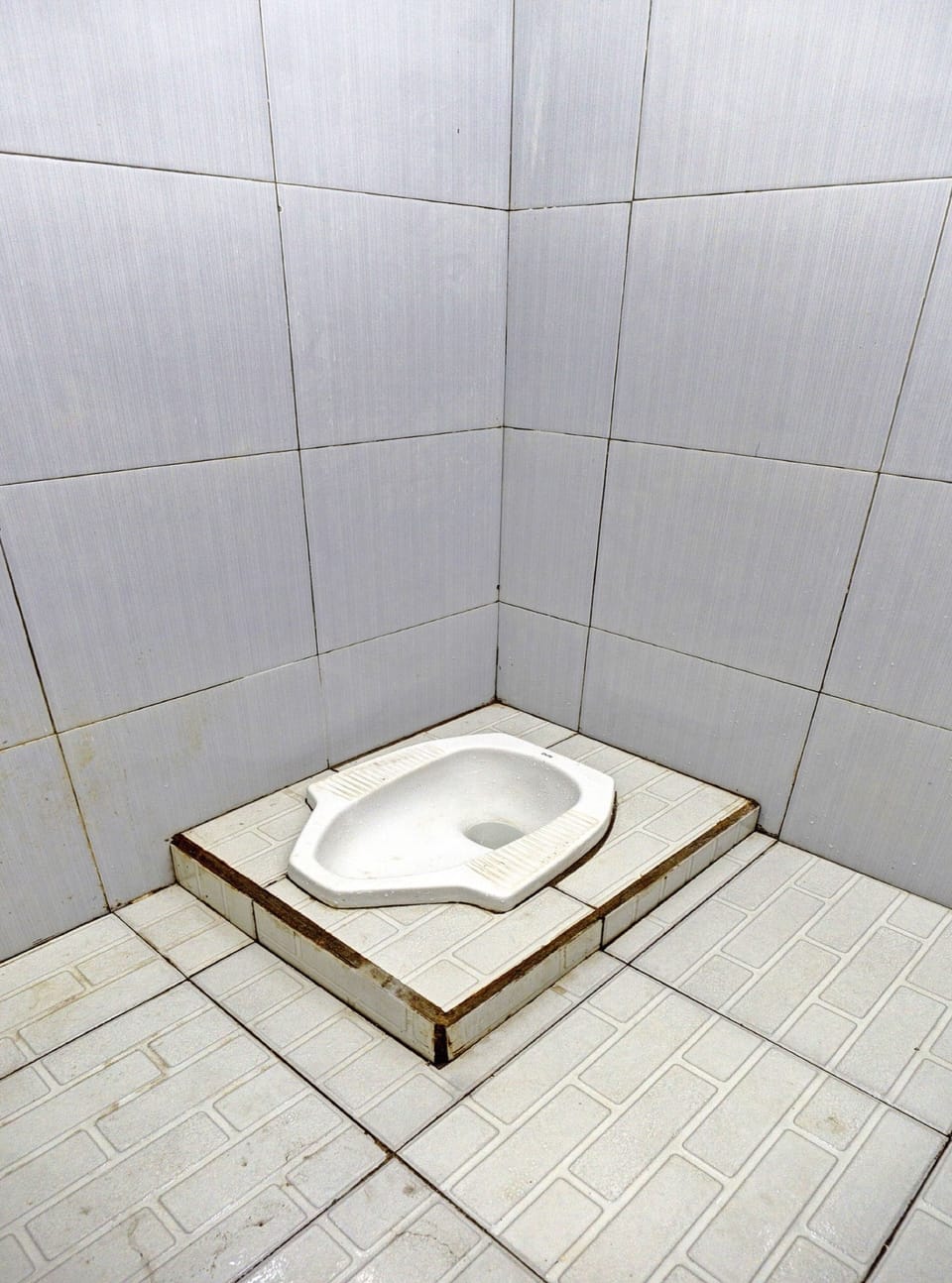 Economy Double Room | Bathroom | Shower