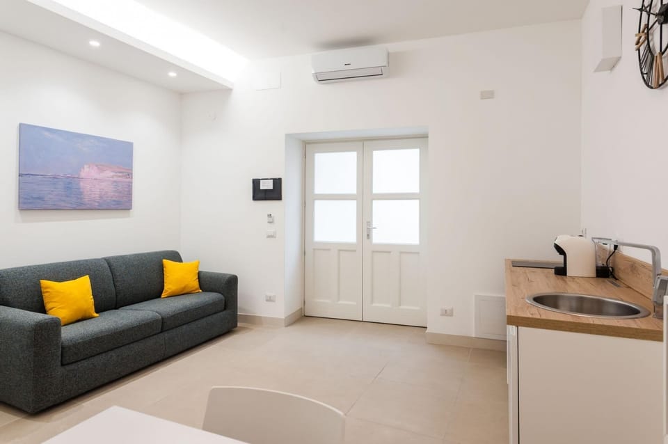 House | 1 bedroom