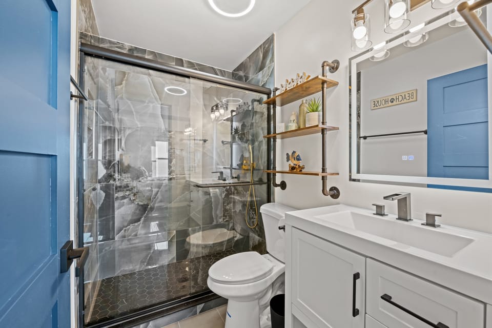 Rinse off and get ready for some more family fun after a day on the beach.