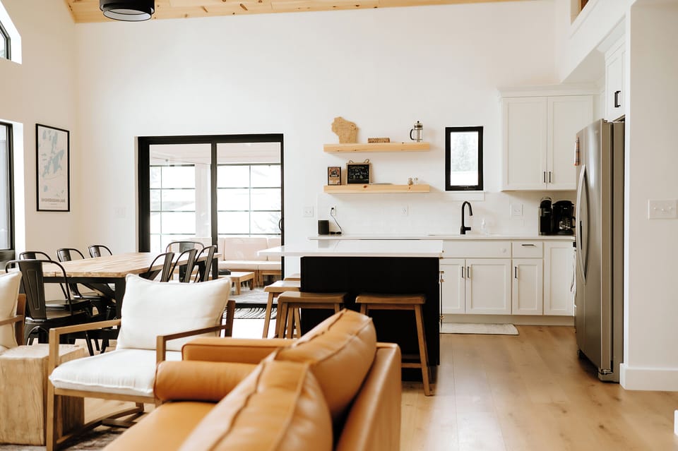 Living room/kitchen (1)