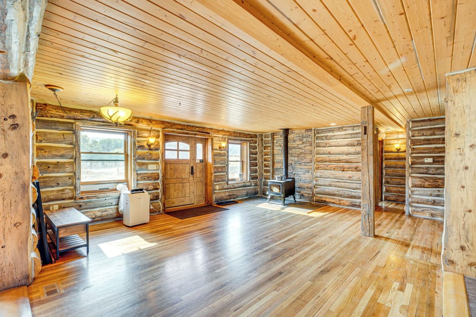 Entry | 1st Floor
