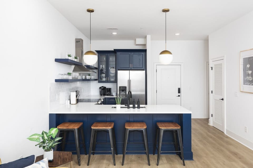 Seating for 4 at the kitchen counter! Fully stocked kitchen, herbs & spices, and high-end appliances for all your cooking needs.