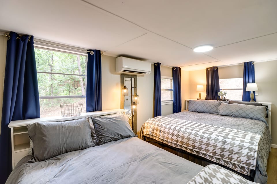 Bedroom 1 | California King Bed | Full Bed | Linens Provided