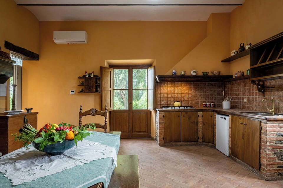 Autumn, Kitchen, Spring, Summer