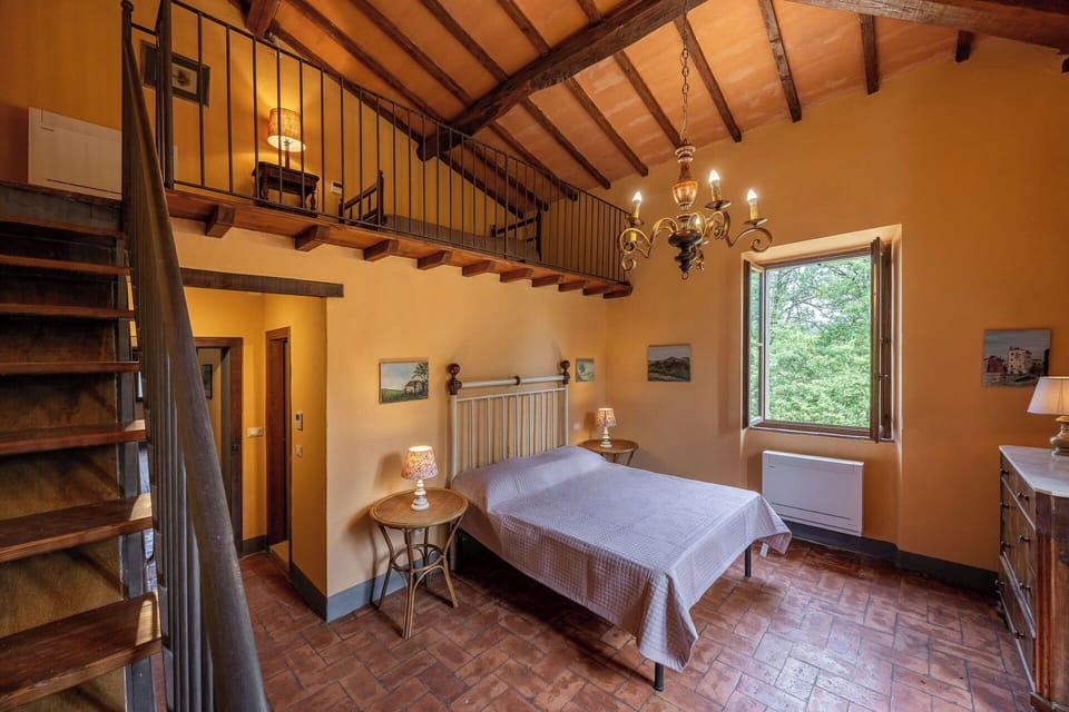 Autumn, Bedroom, Spring, Summer